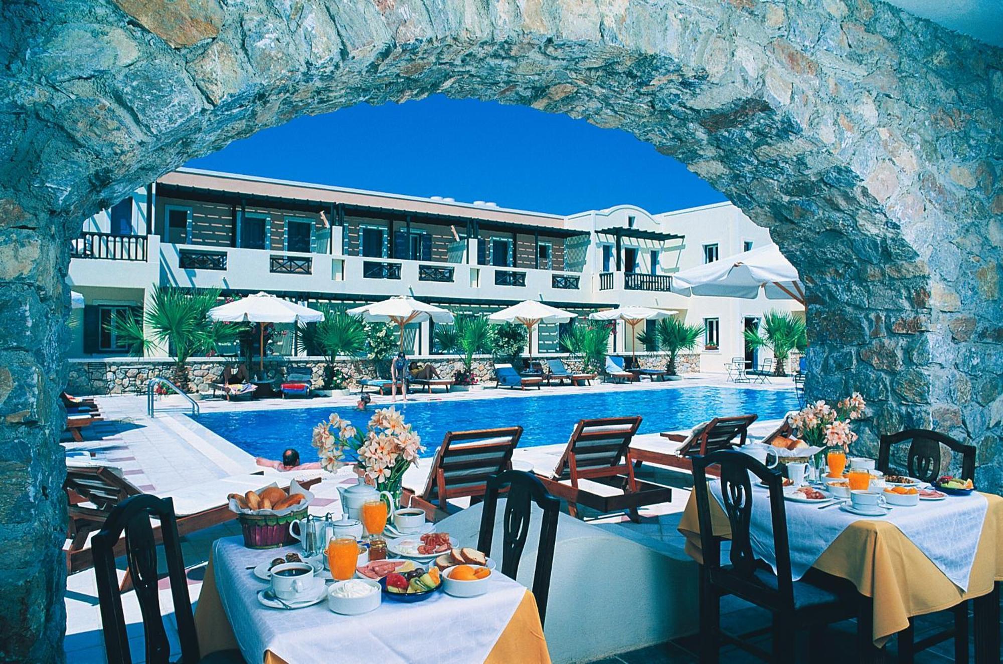 Rose Bay Hotel Kamári Restauracja zdjęcie